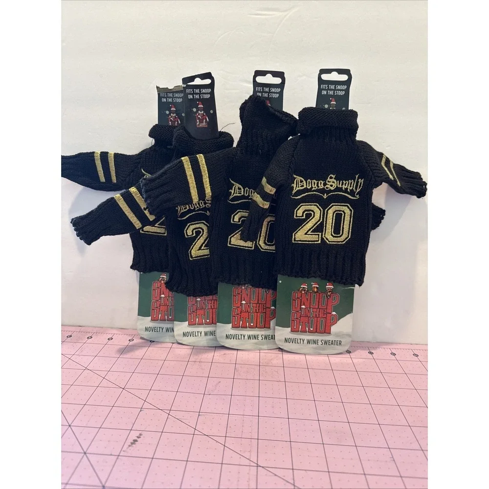 Snoop Dogg Novelty Wine Wrap 